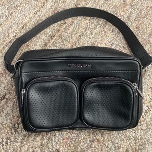 Micheal Kors Crossbody vegan faux leather Black  new read details